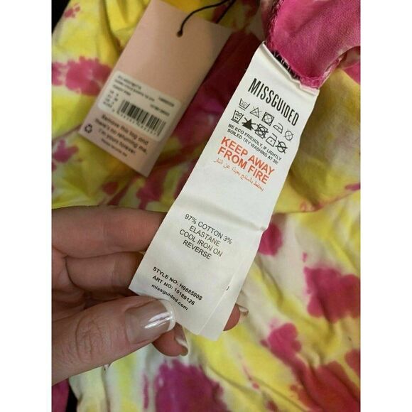 Missguided New Tie Dye High waist shorts - Picture 5 of 5